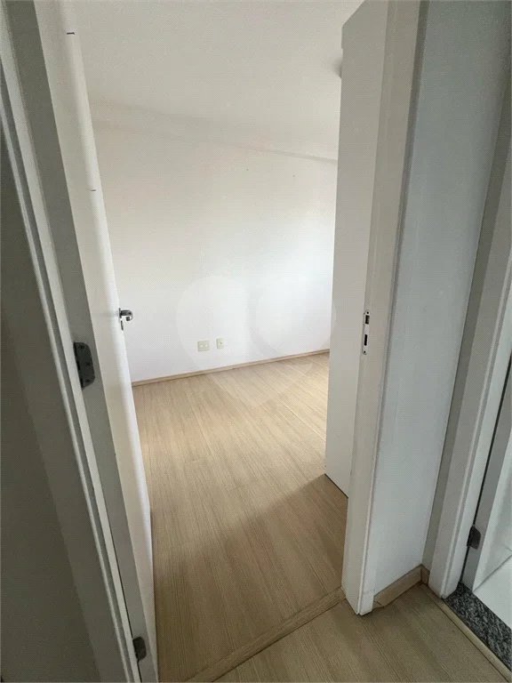 APARTAMENTO de 2 quartos (1 suíte) á venda em Santo André, 75m², 2 garagens fixas e cobertas, é entrar e morar!