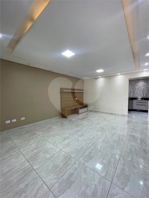 Casa para alugar com 3 quartos, sendo 1 suíte, no condomínio Florenz, Mogi das Cruzes - SP