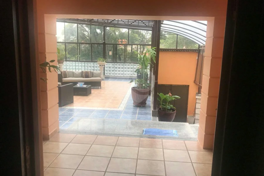 Casa à venda com 5 quartos, sendo 3 suítes, em Alto da Lapa, São Paulo, SP