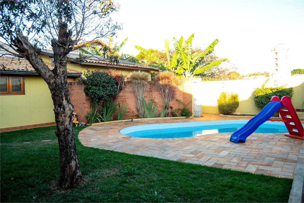 CASA ALTO PADRÃO - BAIRRO NOBRE