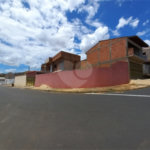 Sobrado no Jd Medeiros.