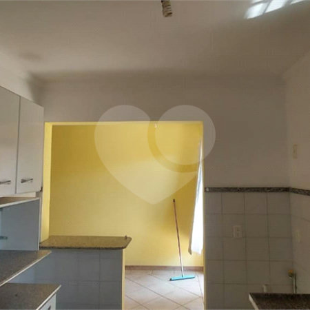 Apartamento no Condomínio Joan Miro .