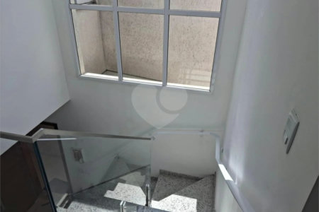 Sobrado a venda Ipiranga/SP 180m² com 3 Quartos suítes 5 banheiros 4 vagas área de serviços e Churrasqueira.