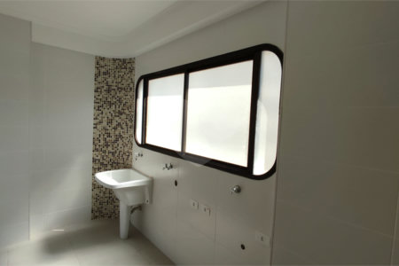 Apartamento de 3 dormitórios à Venda - Jardim Bethânia