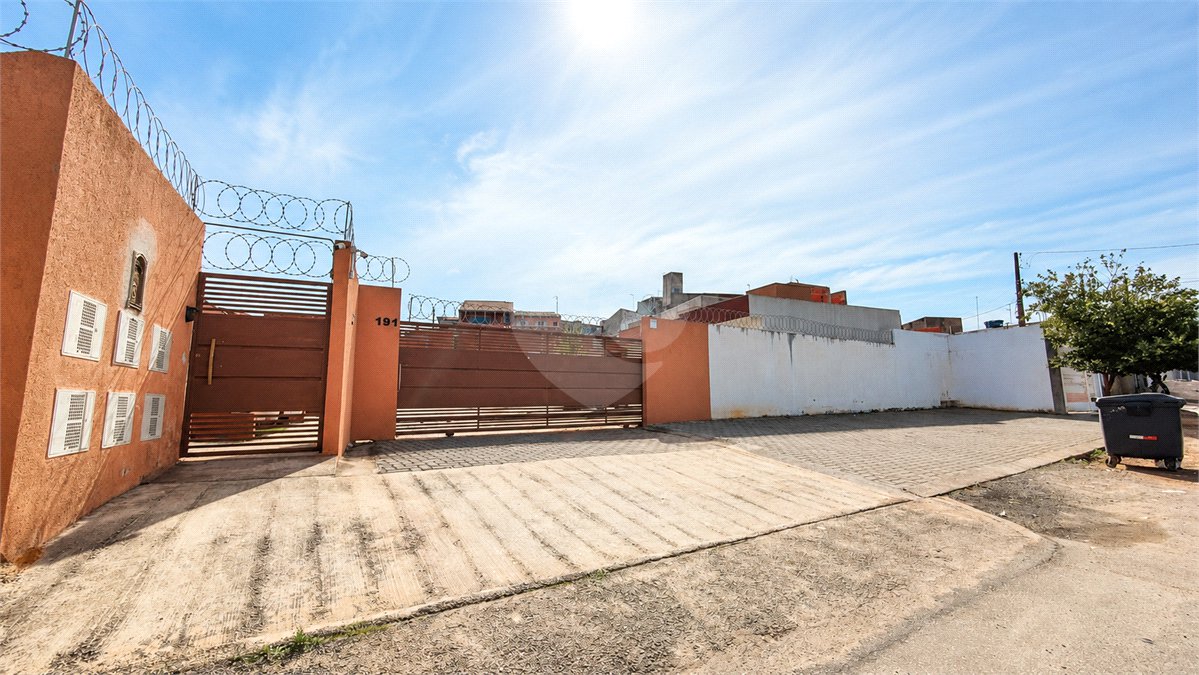Casa à venda com 2 quartos no condomínio Residencial Esperanza, Sorocaba - SP