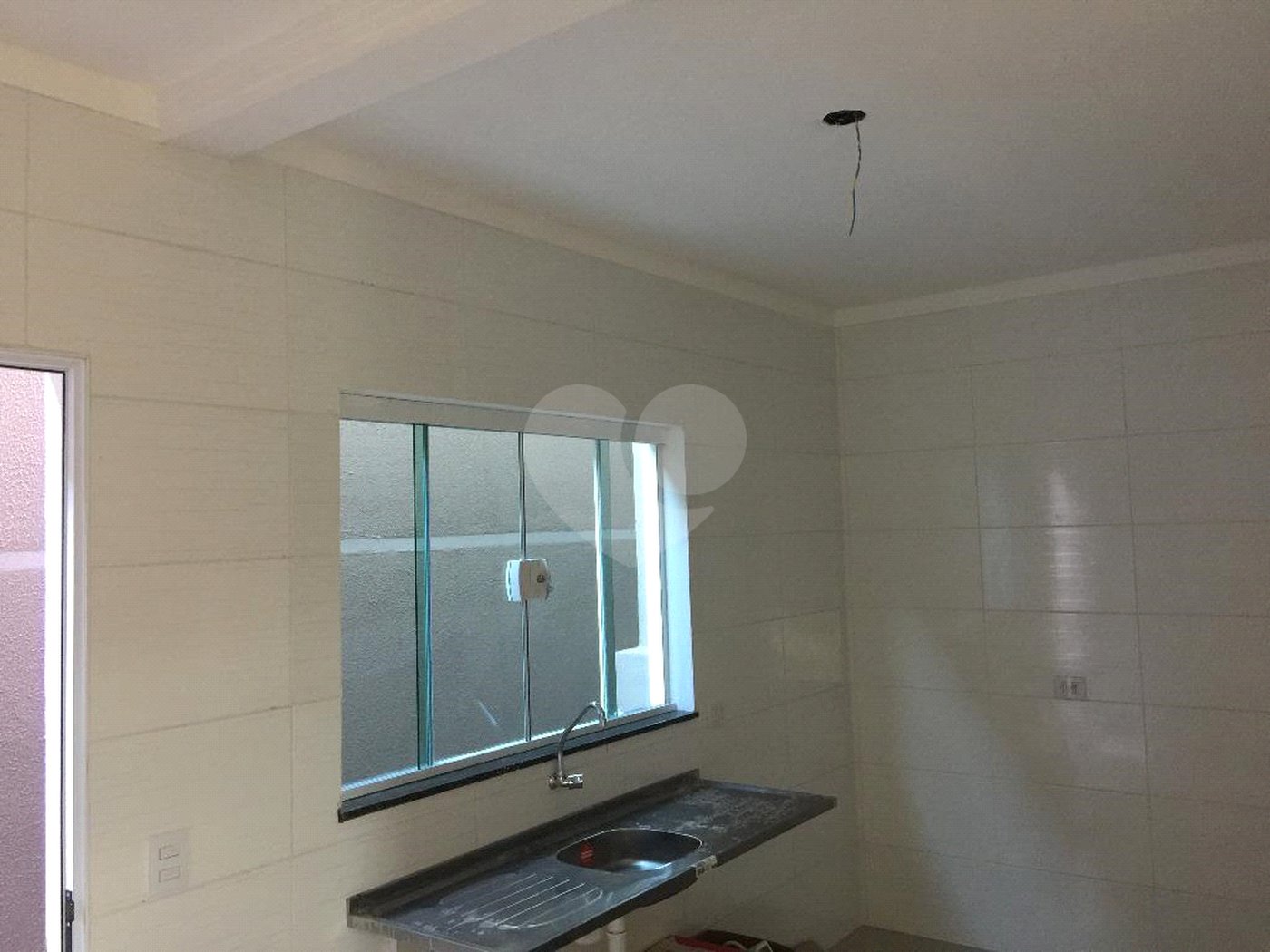 Sobrado à venda com 3 quartos, sendo 1 suíte,  em Vila Oliveira, Mogi das Cruzes, SP