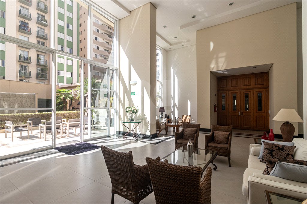 Apartamento à venda ou para alugar com 1 suíte em Pinheiros, São Paulo, SP