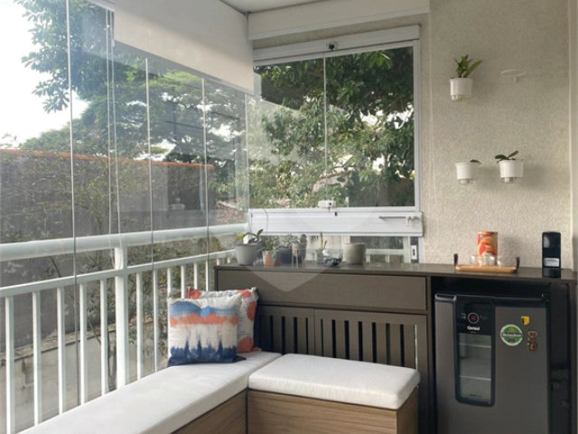 Apartamento à venda com 3 quartos, sendo 1 suíte,  em Campo Grande, São Paulo, SP