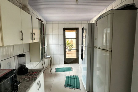 Casa à venda com 3 quartos, sendo 1 suíte, no Centro, Ponta Porã, MS