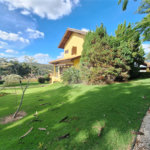 Casa à venda com 3 suítes no condomínio Chácaras do Lago, Vinhedo - SP