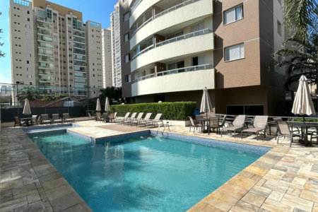 Apartamento à venda com 2 quartos, sendo 1 suíte,  em Vila Romana, São Paulo, SP
