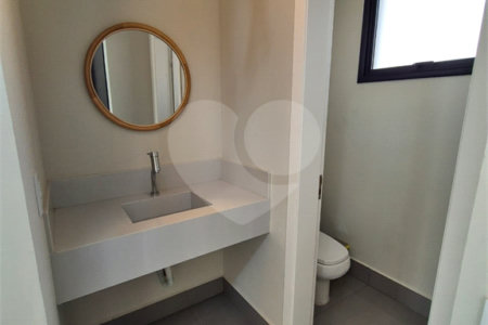 Casa à venda com 3 suítes no condomínio Terras de São Francisco, Vinhedo - SP