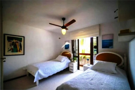 Casa à venda com 5 quartos, sendo 2 suítes, em Jardim Everest, São Paulo, SP