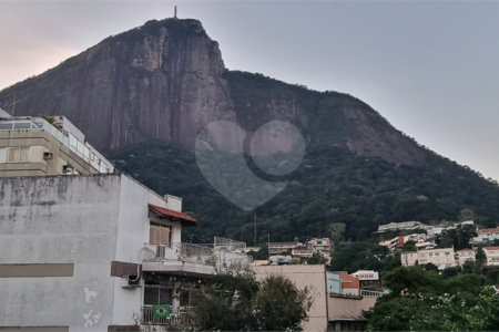 Cobertura à venda com 3 quartos, sendo 2 suítes,  em Lagoa, Rio de Janeiro, RJ