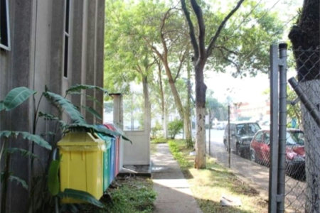 Prédio à venda em Jurubatuba, São Paulo, SP
