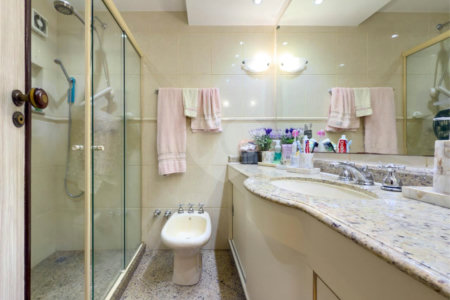 Apartamento à venda com 3 quartos, sendo 1 suíte, em Leblon, Rio de Janeiro, RJ