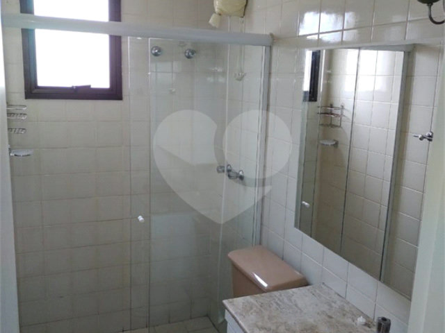 Apartamento à venda com 3 quartos, sendo 1 suíte,  em Saúde, São Paulo, SP
