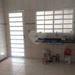 Casa térrea para venda, na cidade de Araraquara/SP.