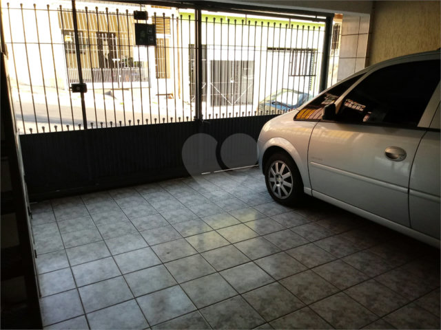 Sobrado à venda com 3 quartos no Brasilândia, São Paulo, SP