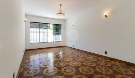 Casa à venda com 3 quartos, sendo 1 suíte,  em Brooklin Paulista, São Paulo, SP