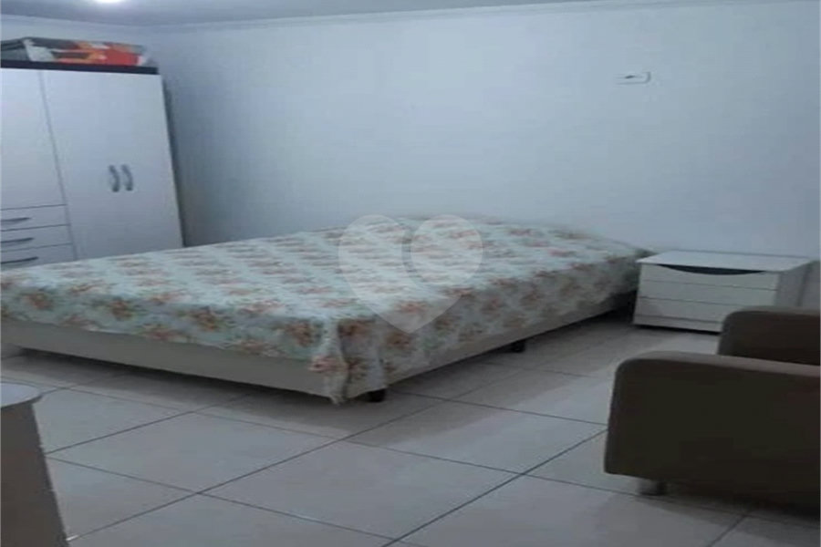 Sobrado à venda com 4 quartos em Parque Edu Chaves, São Paulo, SP