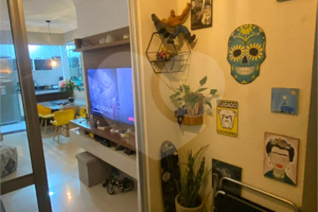 Apartamento à venda com 3 quartos, sendo 1 suíte, em Barra Funda, São Paulo, SP