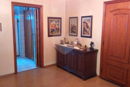 Apartamento à venda com 3 quartos, sendo 1 suíte, em Lapa, São Paulo, SP