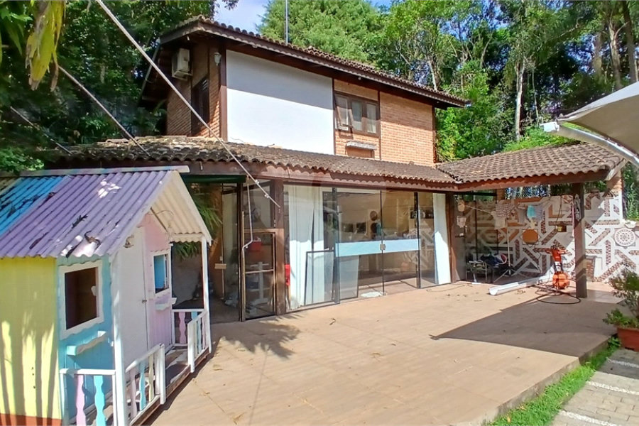 Casa à venda com 4 suítes no condomínio Sausalito, Mairiporã - SP