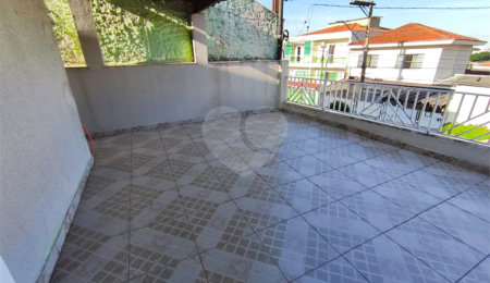 Sobrado à venda com 3 quartos, sendo 1 suíte,  em Vila Nivi, São Paulo, SP