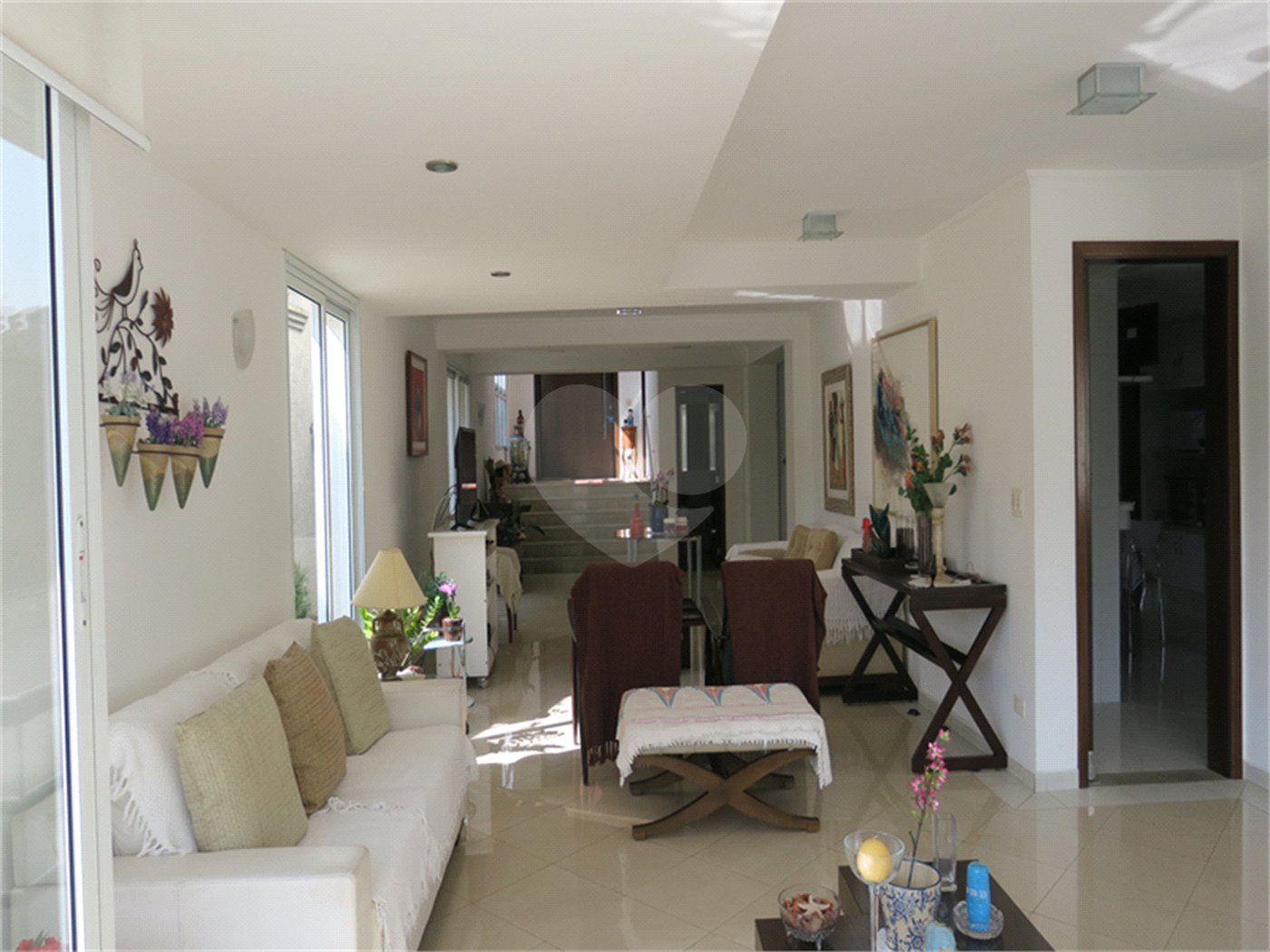 Casa à venda com 3 suítes em Vila Inah, São Paulo, SP