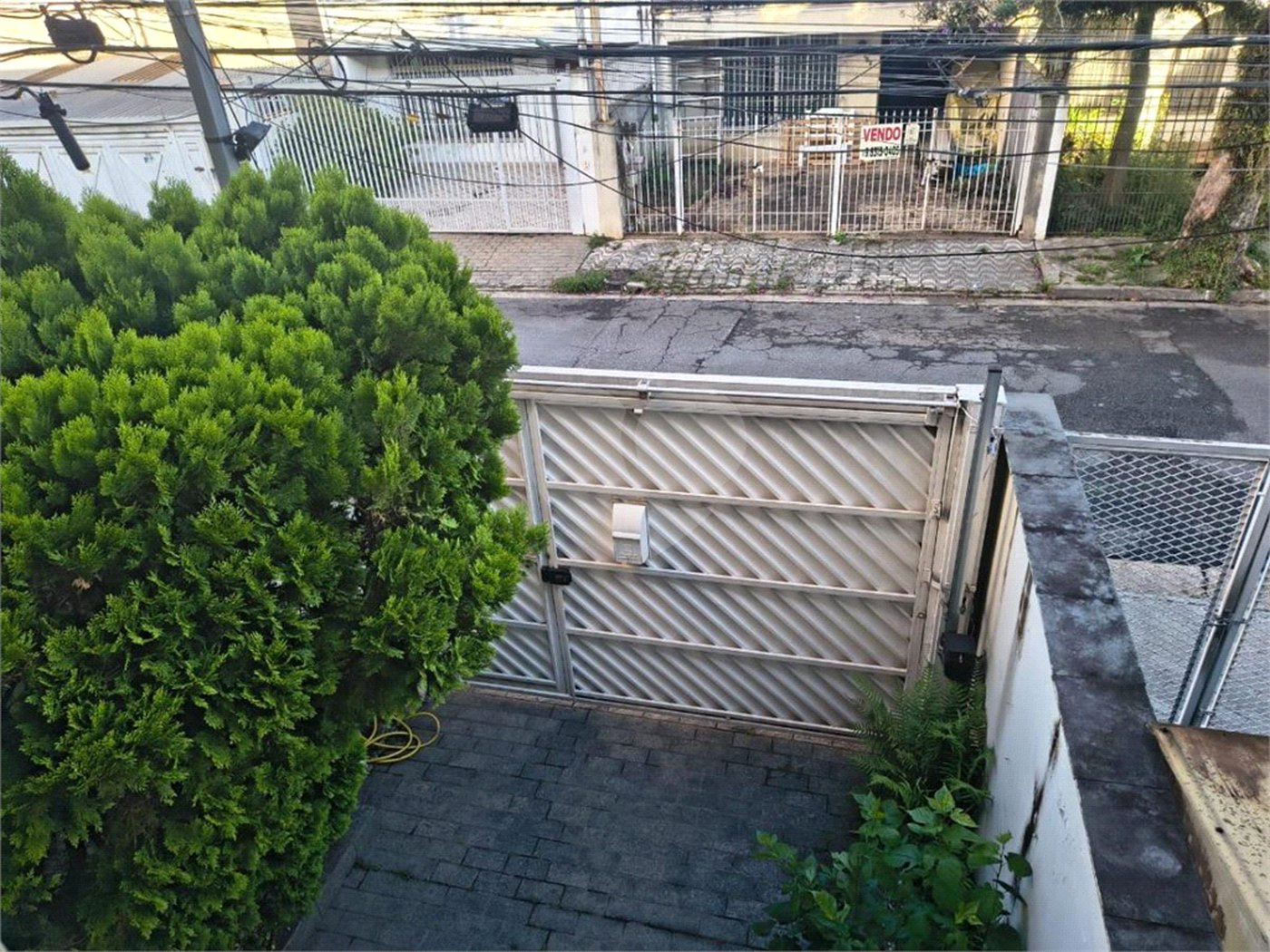 Casa à venda com 3 quartos, sendo 1 suíte, em Mirandópolis, São Paulo, SP