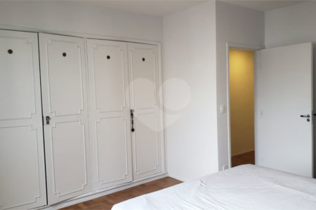Apartamento à venda com 4 quartos, sendo 1 suíte, em Jardim Paulista, São Paulo, SP