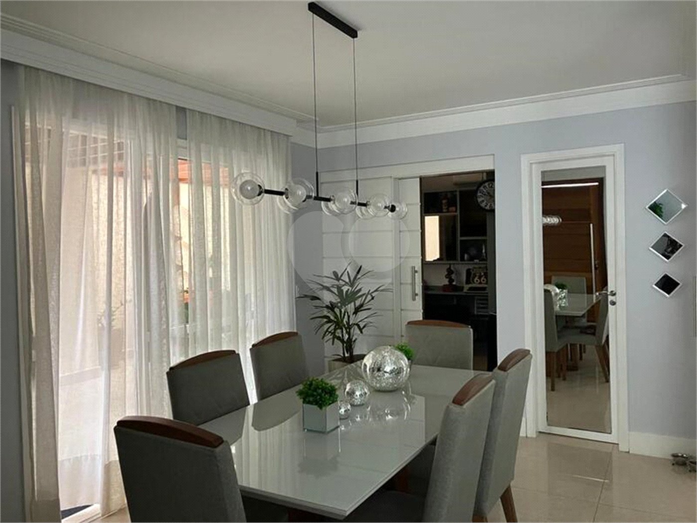 Casa à venda com 3 suítes no condomínio Maison Blanche, Indaiatuba - SP