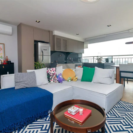 Apartamento à venda com 3 quartos, sendo 1 suíte,  em Santo Amaro, São Paulo, SP