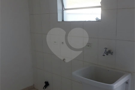 Sobrado para alugar com 3 quartos, sendo 1 suíte, em Esplanada Mendes Moraes, São Roque, SP