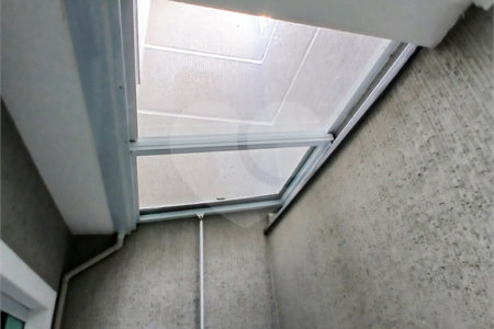 Sobrado à venda com 3 quartos, sendo 1 suíte,  em Parque Vitória, São Paulo, SP