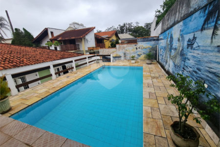 Casa Térrea à venda com 4 quartos, sendo 1 suíte, em Interlagos, São Paulo, SP