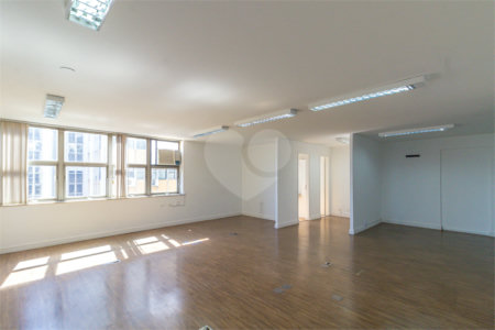Sala à venda em Bela Vista, São Paulo, SP