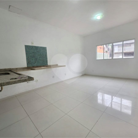 Casa para alugar com 3 quartos, sendo 1 suíte, em Bosque, Vinhedo, SP