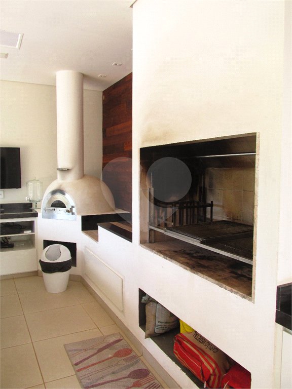 Casa à venda com 3 quartos, sendo 1 suíte, no condomínio Alpes de Vinhedo, Vinhedo - SP