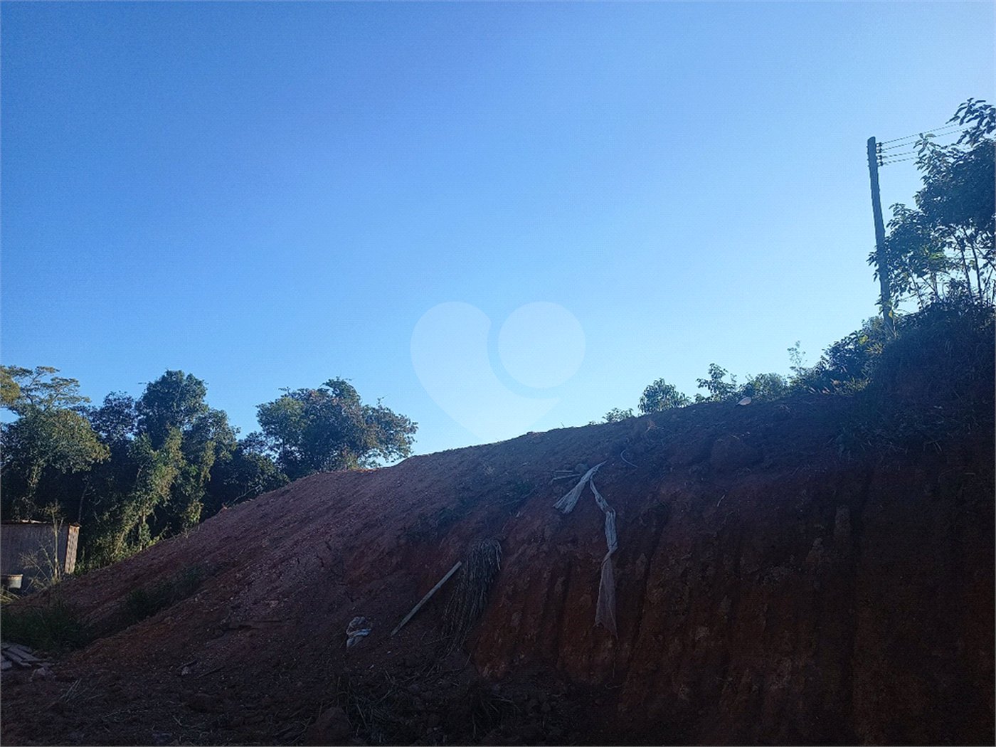 Terreno à venda no condomínio Bosque da Represa, Nazaré Paulista - SP