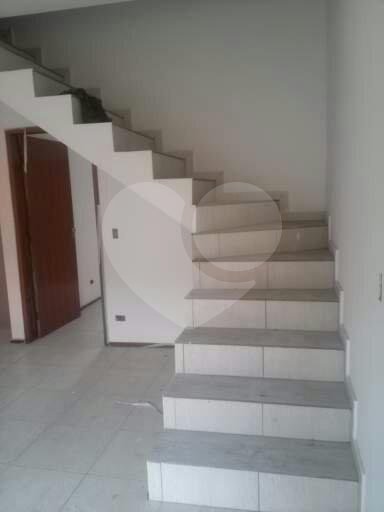 Sobrado à venda com 3 quartos, sendo 2 suítes, em Jardim Monte Kemel, São Paulo, SP