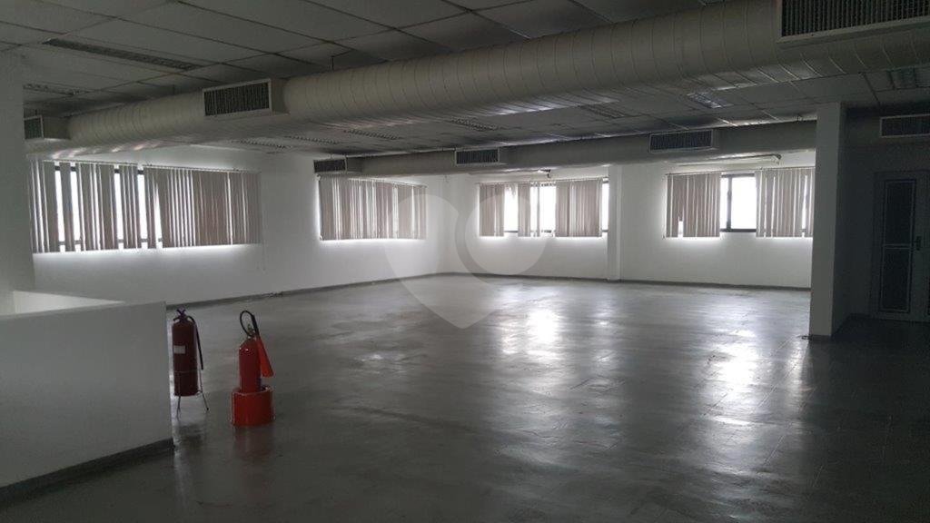 Prédio à venda em Santana, São Paulo, SP