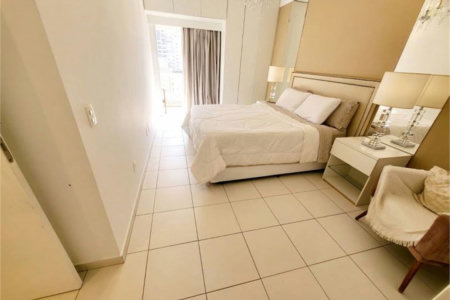 Apartamento Residencial à venda, Gonzaga, Santos - AP1004.
