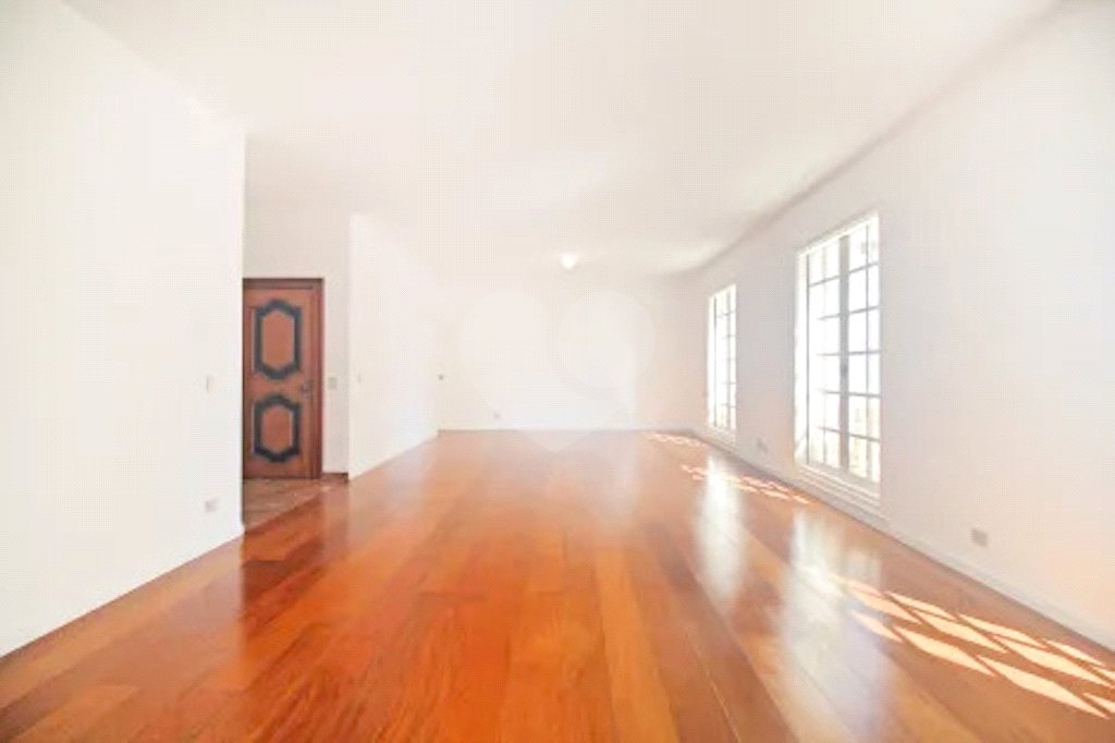 Apartamento à venda com 4 quartos, sendo 3 suítes, em Jardim Paulista, São Paulo, SP