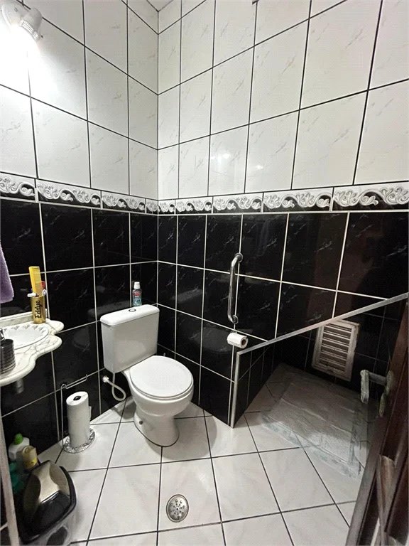 Casa à venda com 3 quartos, sendo 1 suíte,  em Jardim Capão Redondo, São Paulo, SP