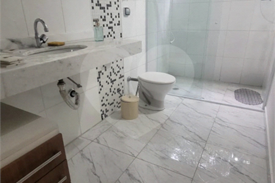 Casa à venda com 5 suítes no condomínio Associação Reserva das Hortênsias, Mairiporã - SP