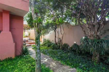 Casa Térrea à venda com 5 suítes em Alto da Boa Vista, São Paulo, SP