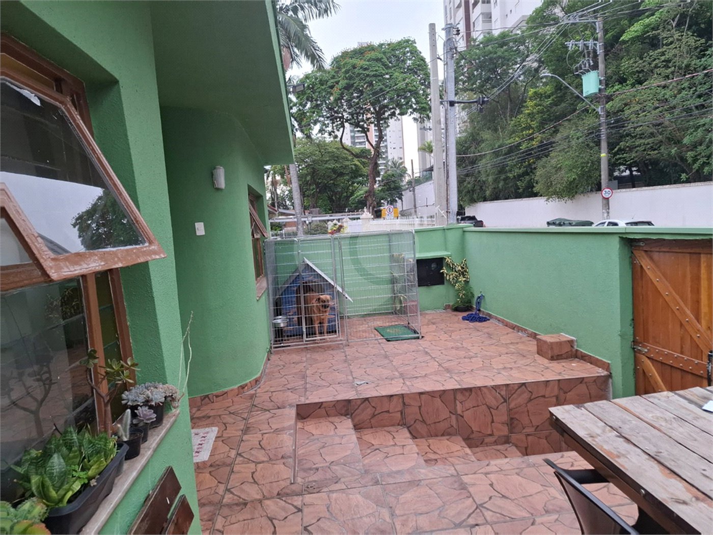 Casa à venda com 4 quartos, sendo 3 suítes,  no Centro, Indaiatuba, SP