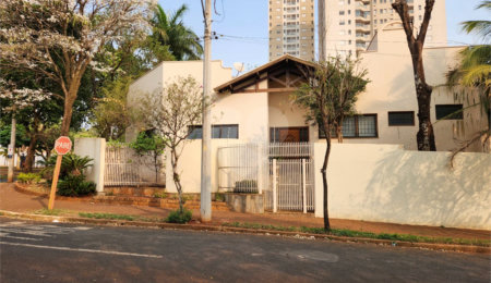 Casa à venda com 3 quartos, sendo 1 suíte,  em Jardim Morumbi, Araraquara, SP